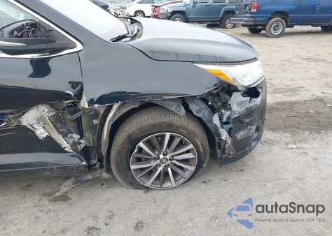 2018 Toyota Highlander Xle from USA, damaged, VIN 5TDJZRFH3JS859447